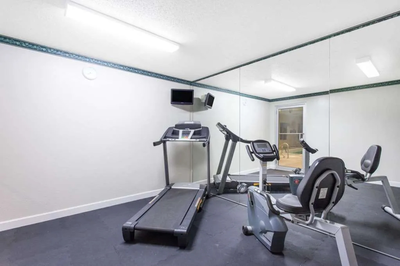 Days Inn Toledo Airport