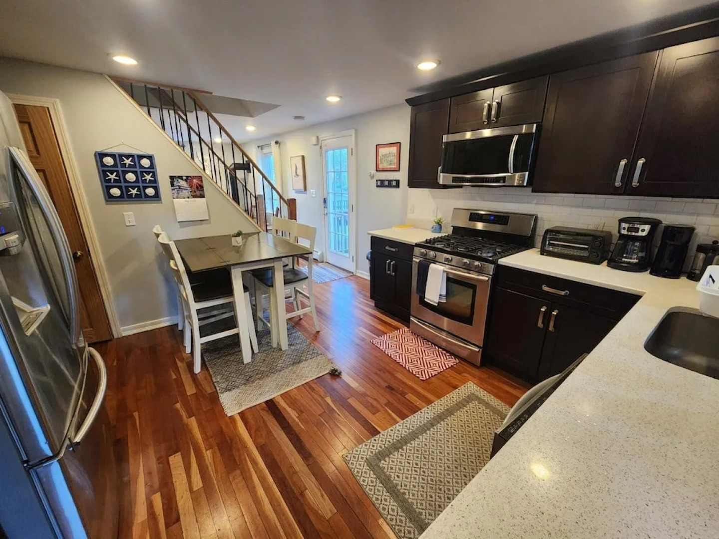 Marblehead Oasis 3 Bedroom Townhouse by RedAwning