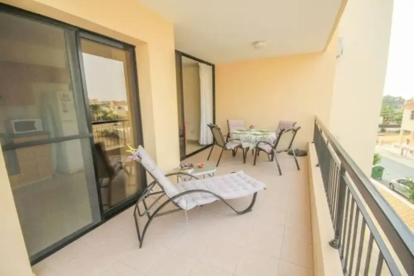 Beautiful 2-bed Apartment in Oroklini