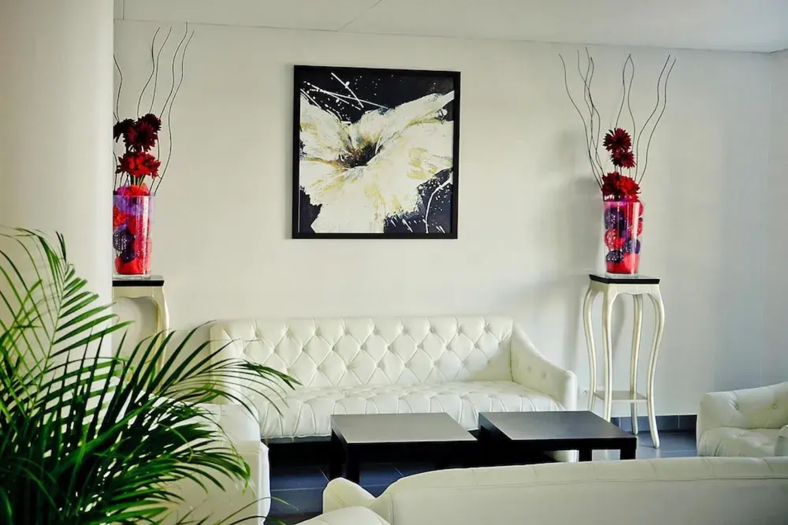 Apartment With Shared Pool Near sea