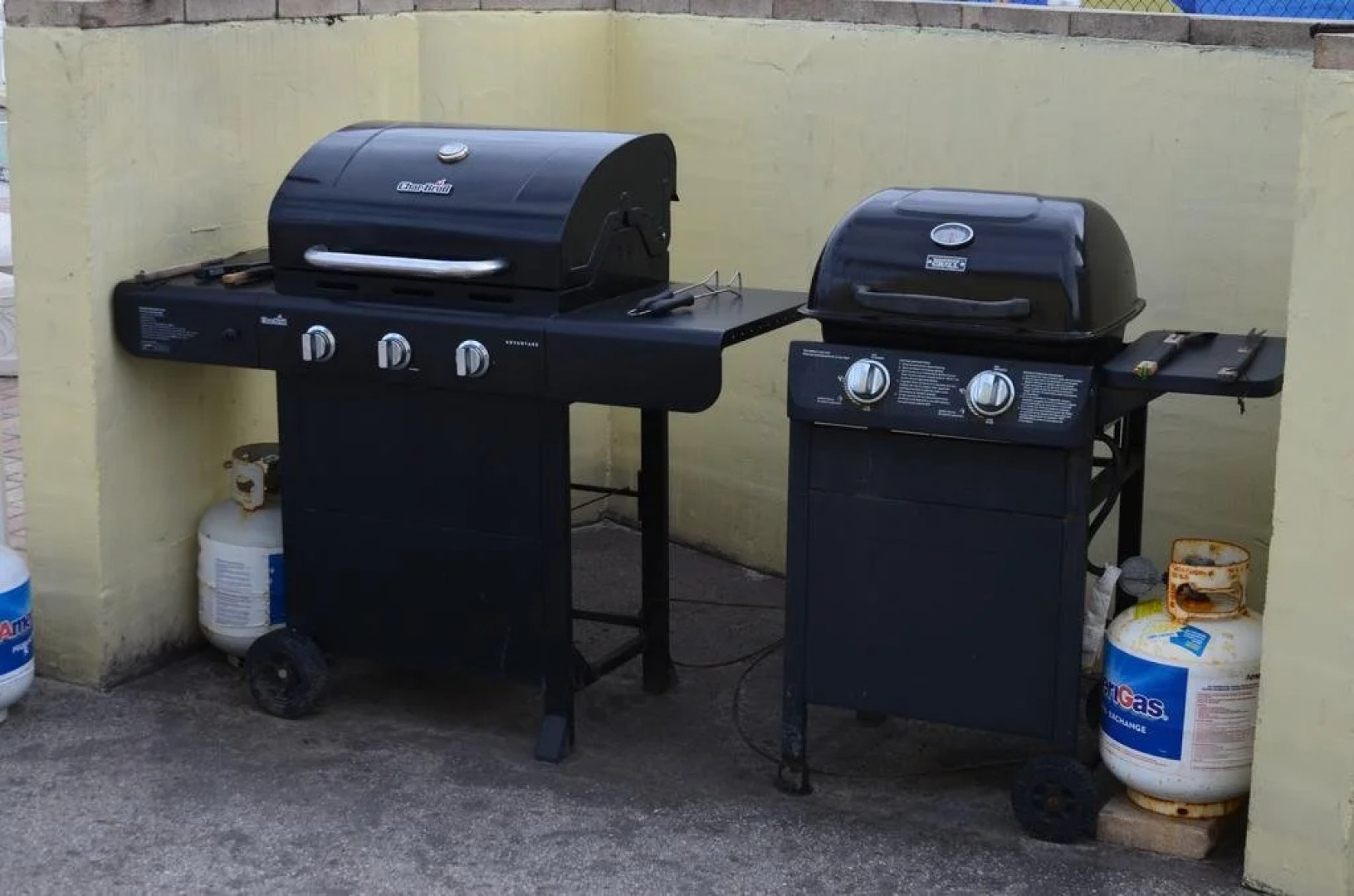 Holiday Shores Beach Club