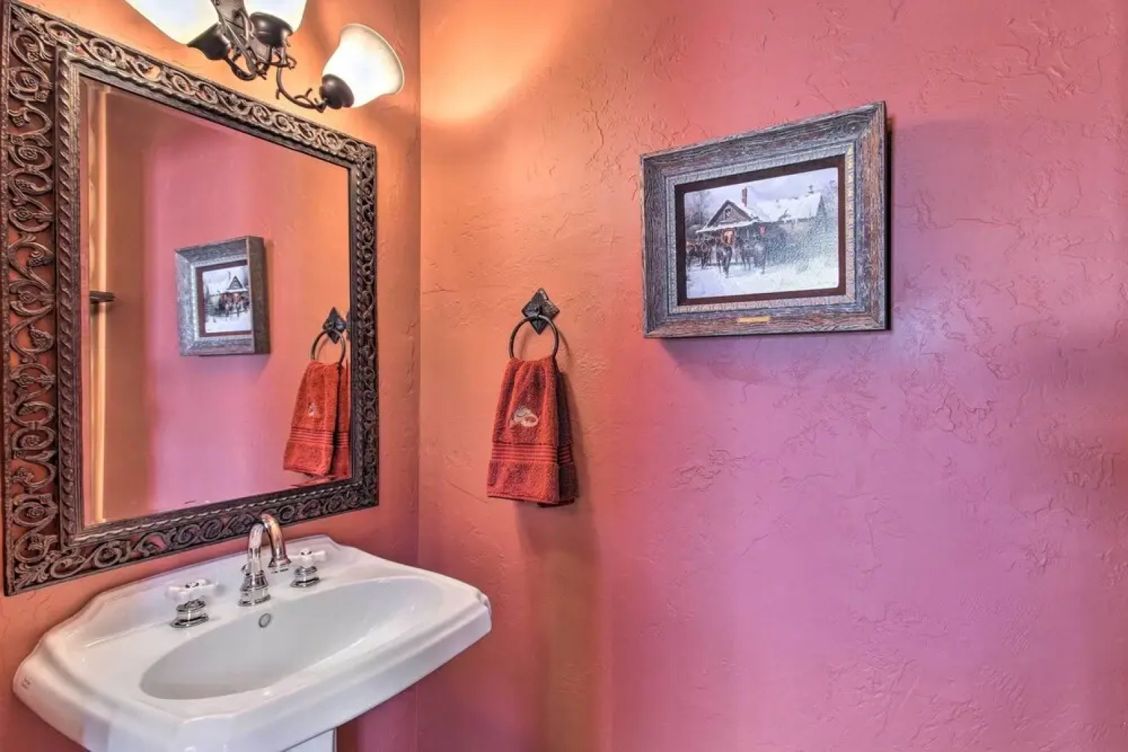 Rustic Livingston Home w/ Deck + Mtn Views!