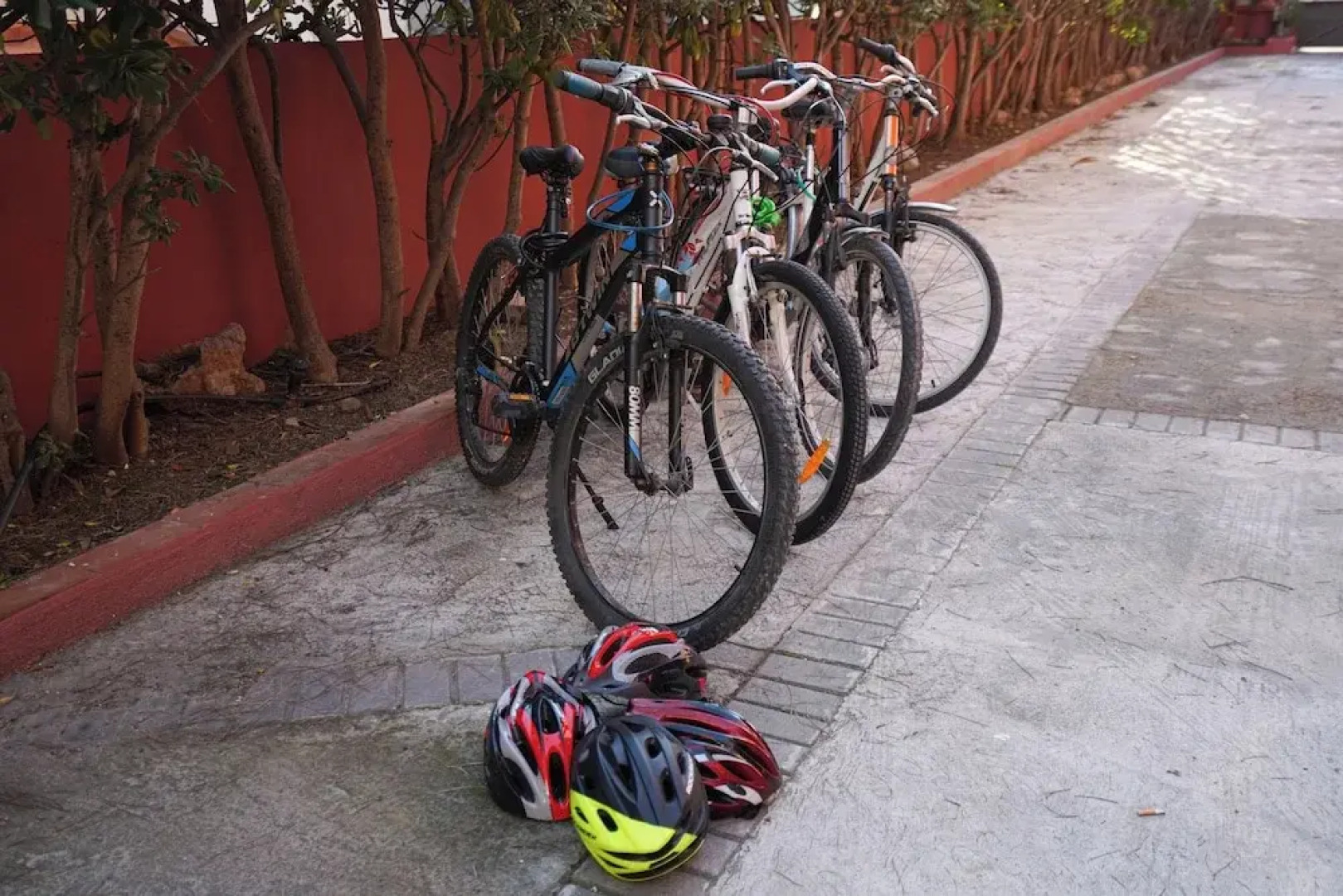 Apartment-4people-parking-castelledefels-bikes-bbq