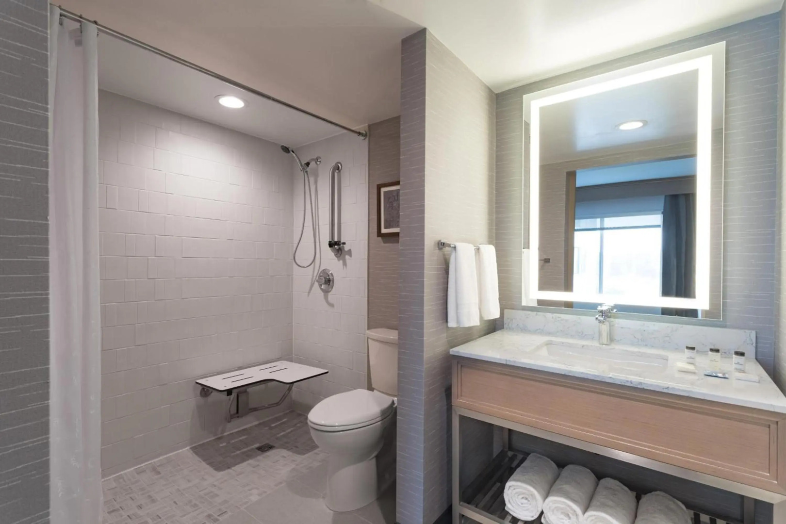 Sheraton Suites Columbus	 