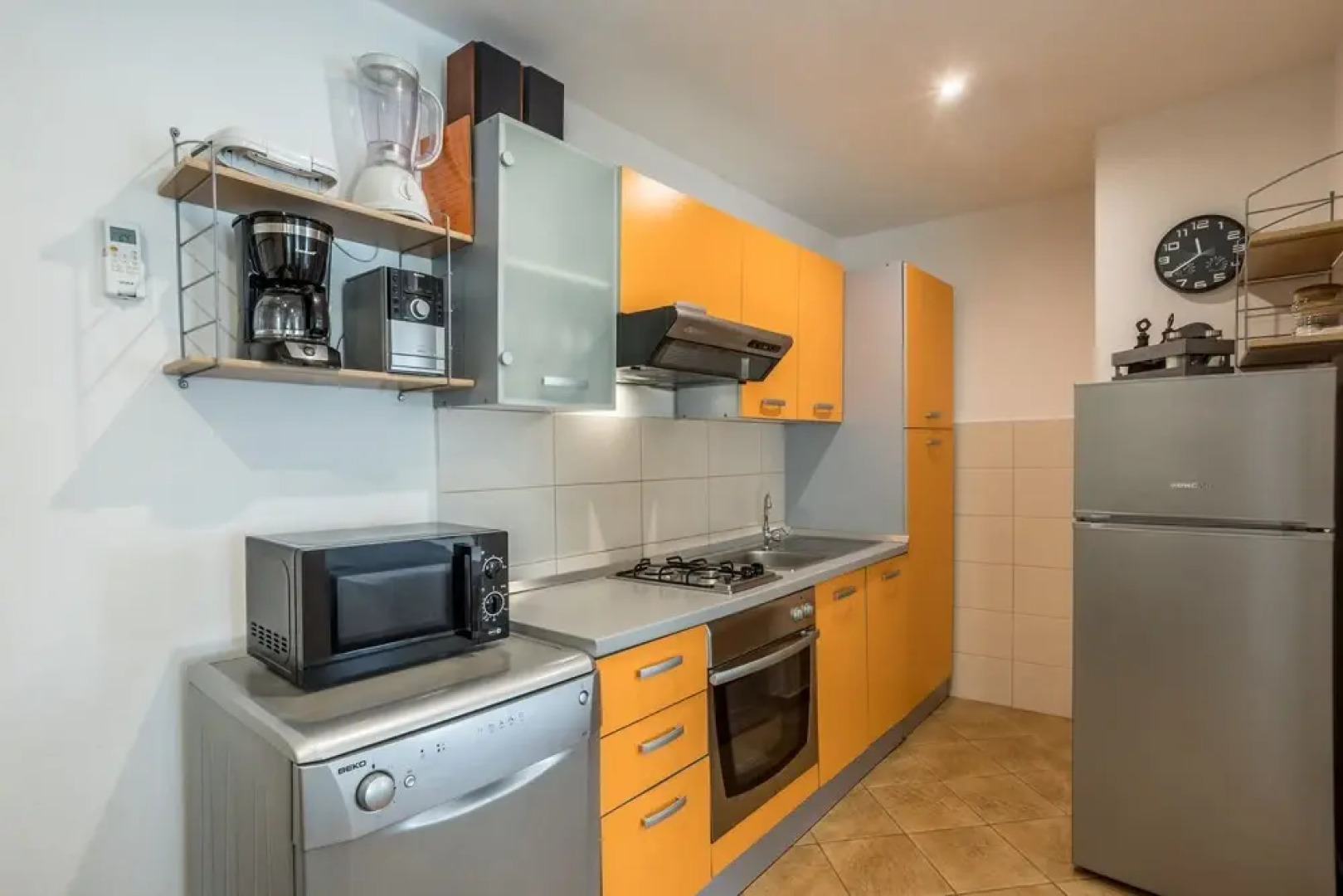 House With big Walled Garden and Swimming Pool