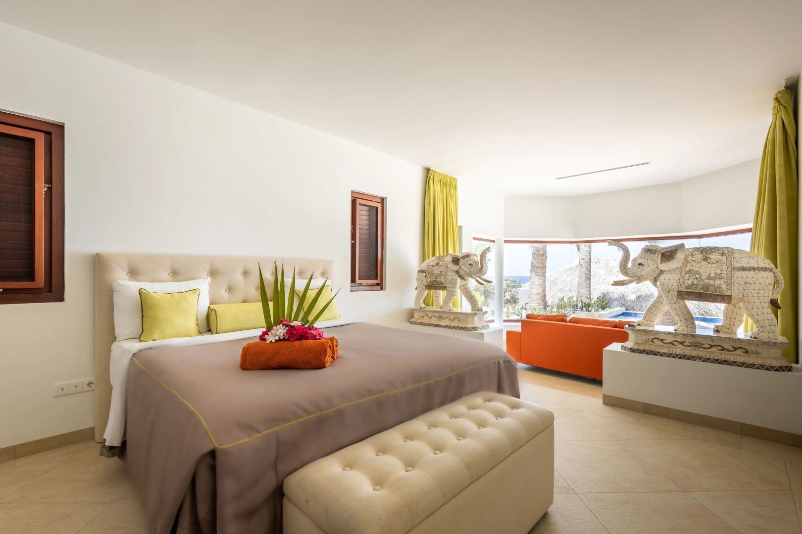 New Oceanfront Luxury Mansion W/ Private Beach & Pool - Gated Community