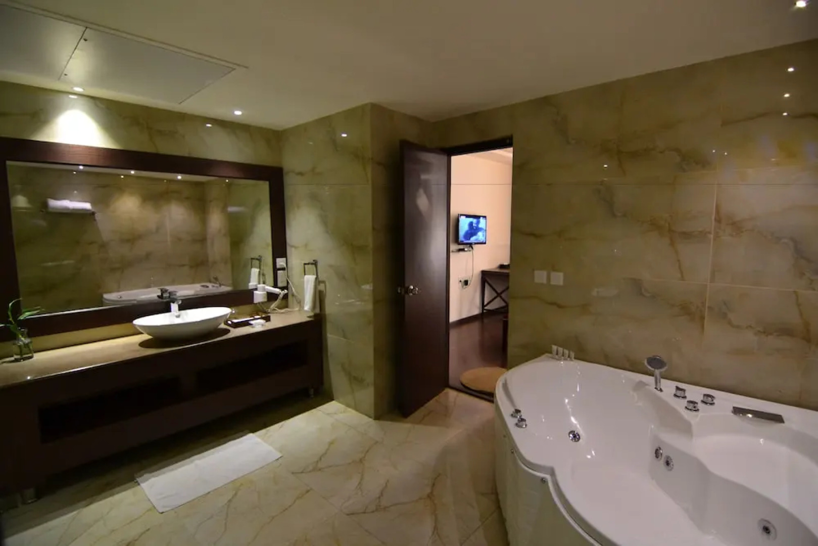 Best Western Indraprastha Resort And Spa