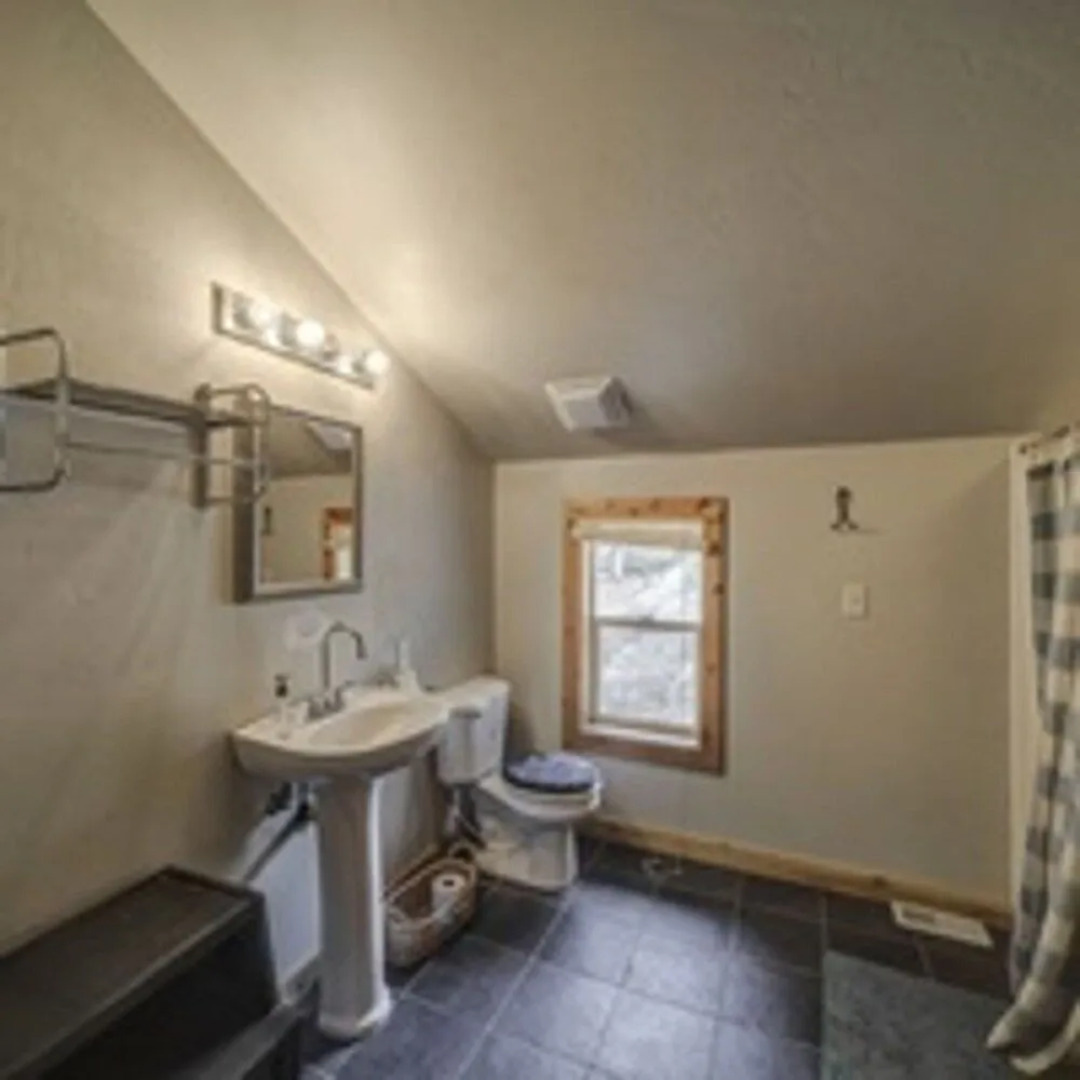 Cascade Log Cabin by Casago Mccall - Donerightmanagement