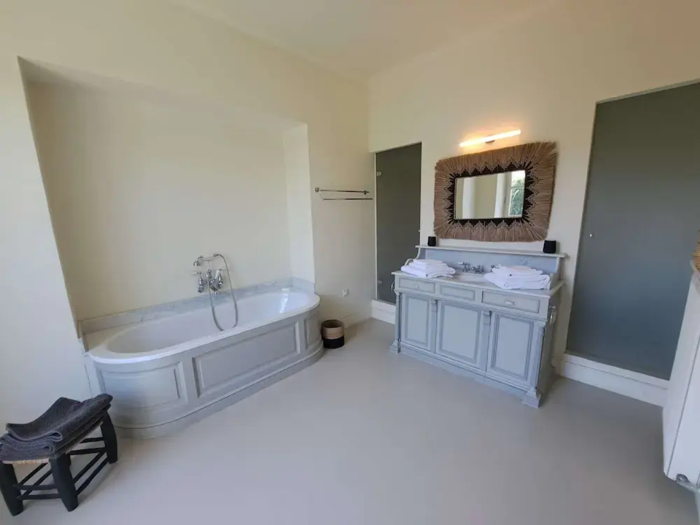 Villa Maillane 18th Century Residence Completely Renovated