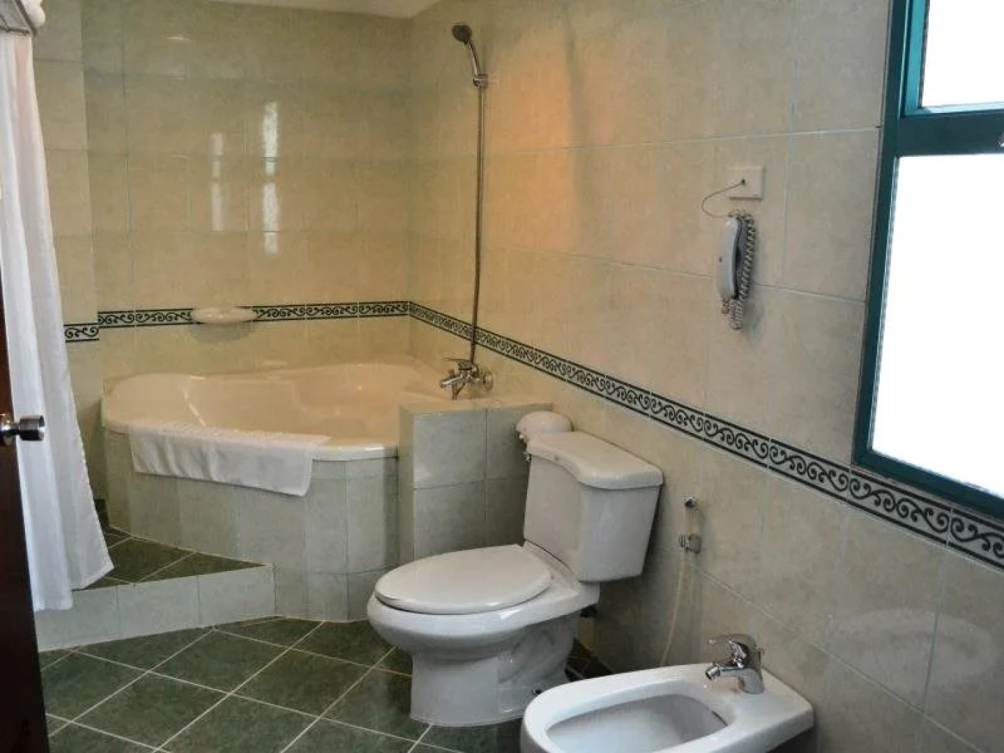 Mithrin Hotel Halong