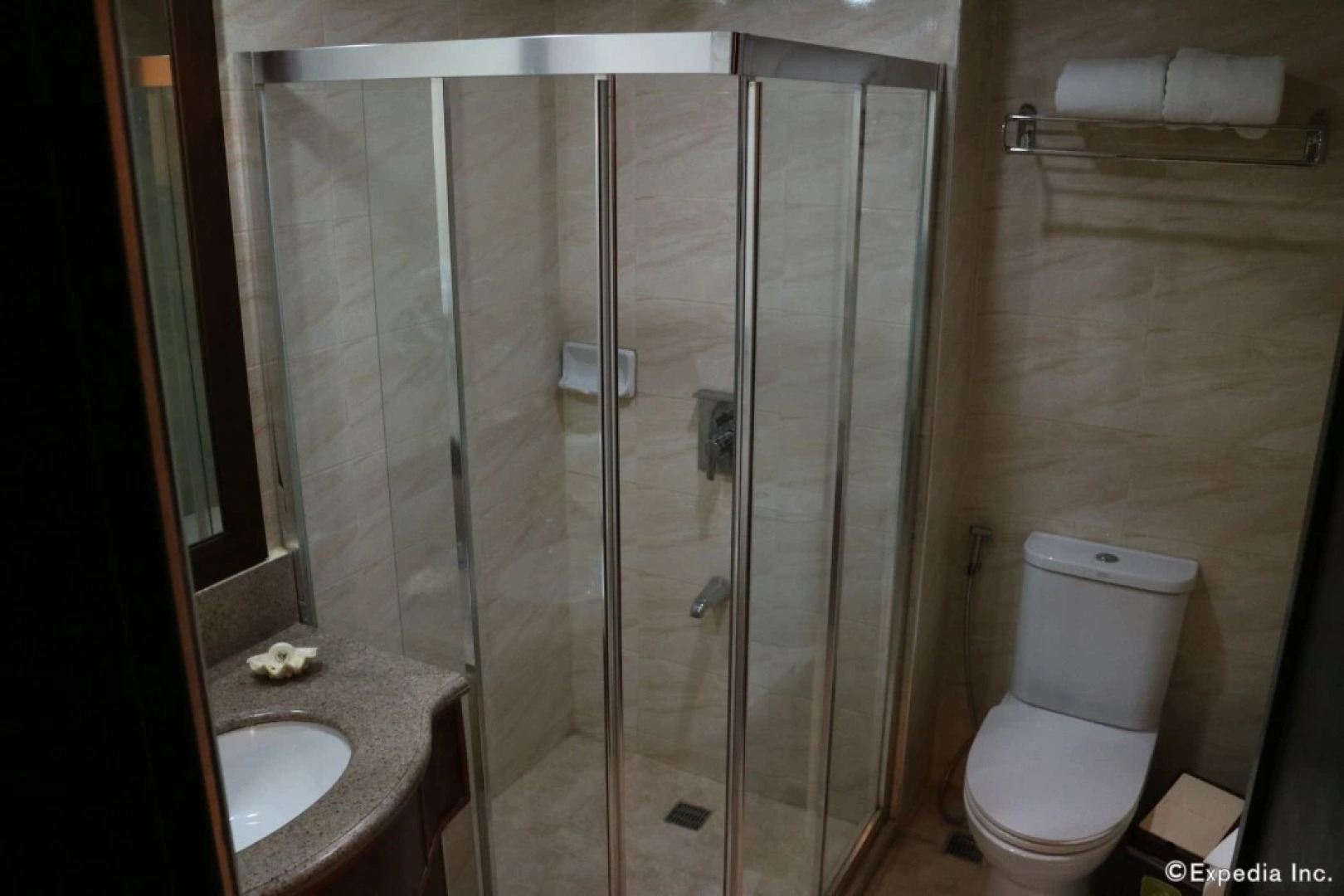 Mo2 Westown Hotel and Resort