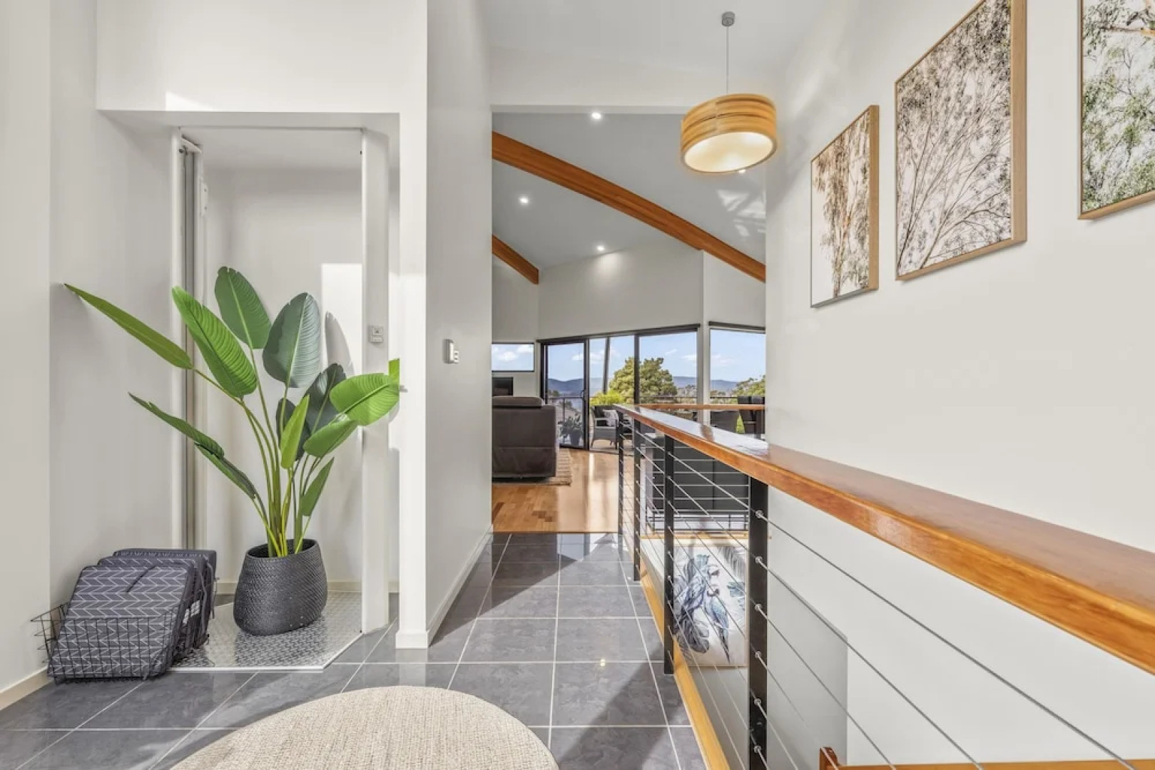 Tree Top Views - 4 Bedroom House