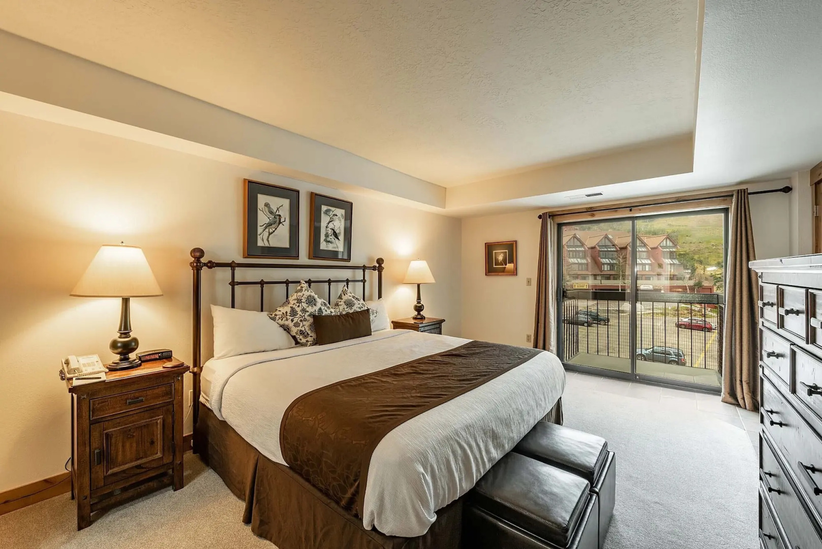 Shadow Ridge by All Seasons Resort Lodging