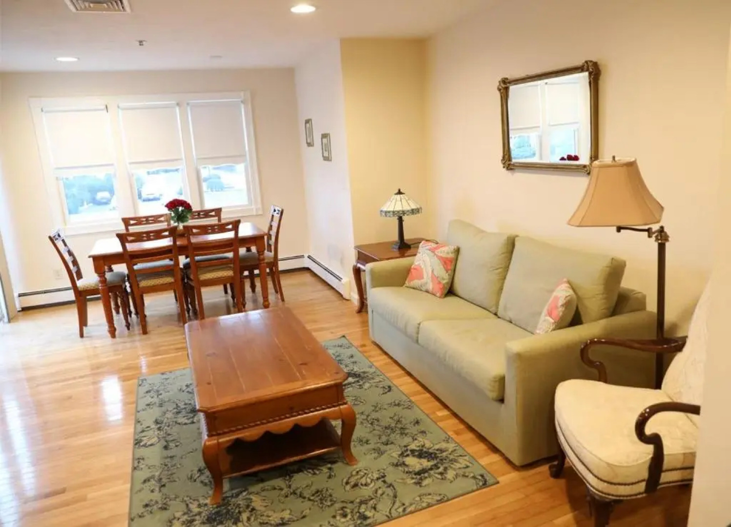 By the Sea Guests Bed & Breakfast & Suites