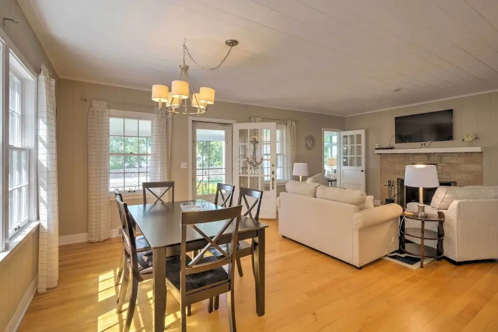 Boutique Home in Door County w/ Eagle Harbor Views