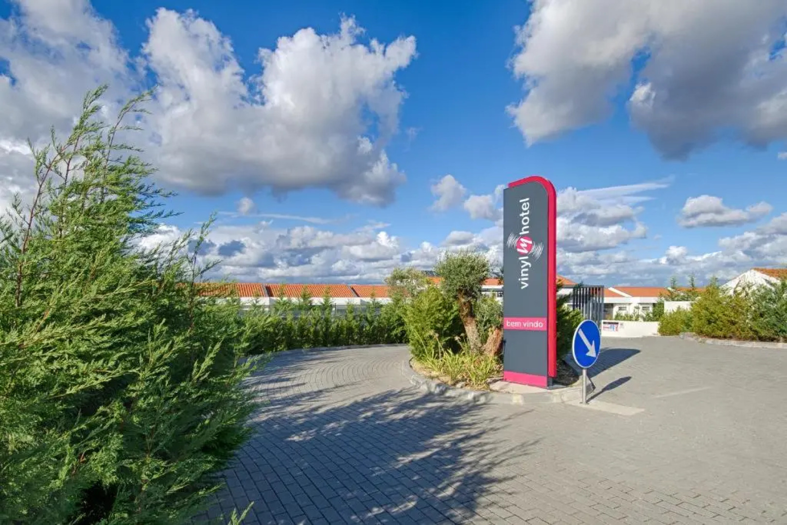 Vinyl M Hotel Design Inn