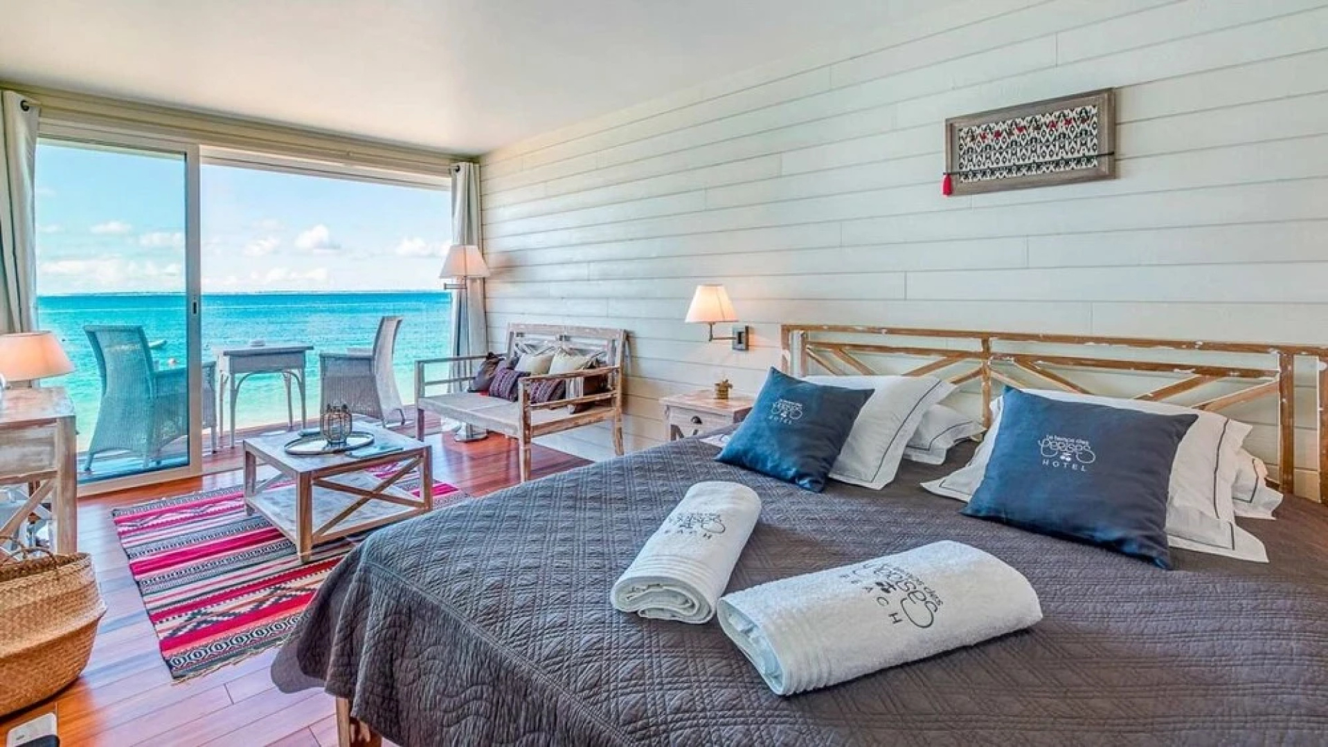 Le Temps des Cerises Hotel Beach
