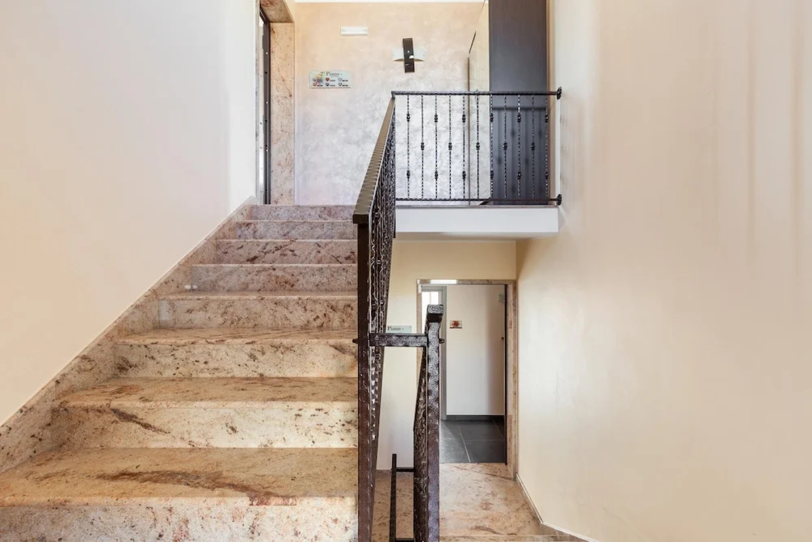 2889 B&B Terra dei Fiori - Camera Tripla con Balcone by Barbarhouse