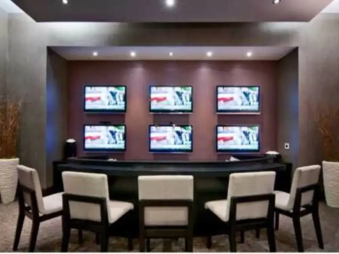 Bluebird Suites near Newport Center