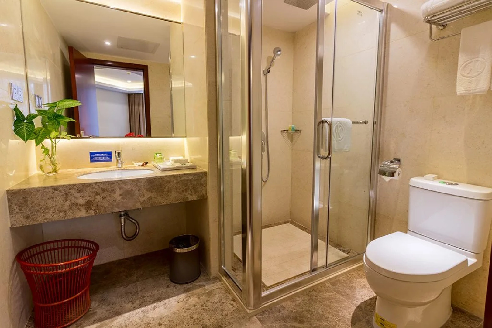 Celeste Palace International Hotel