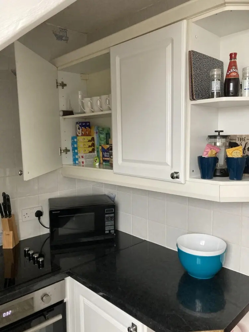 2 Bedroom Apartment, With Free Parking