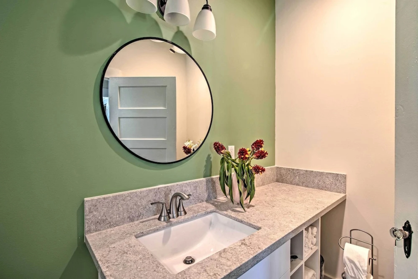 Papaikou Escape < 3 Mi to Botanical Garden!