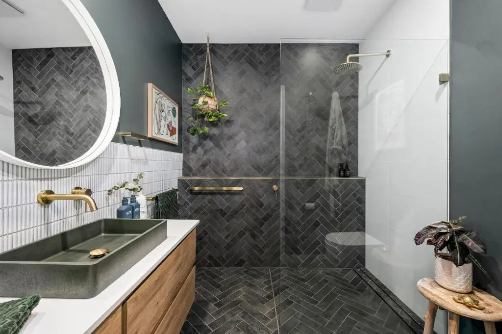 Luxe Jetty Apartment