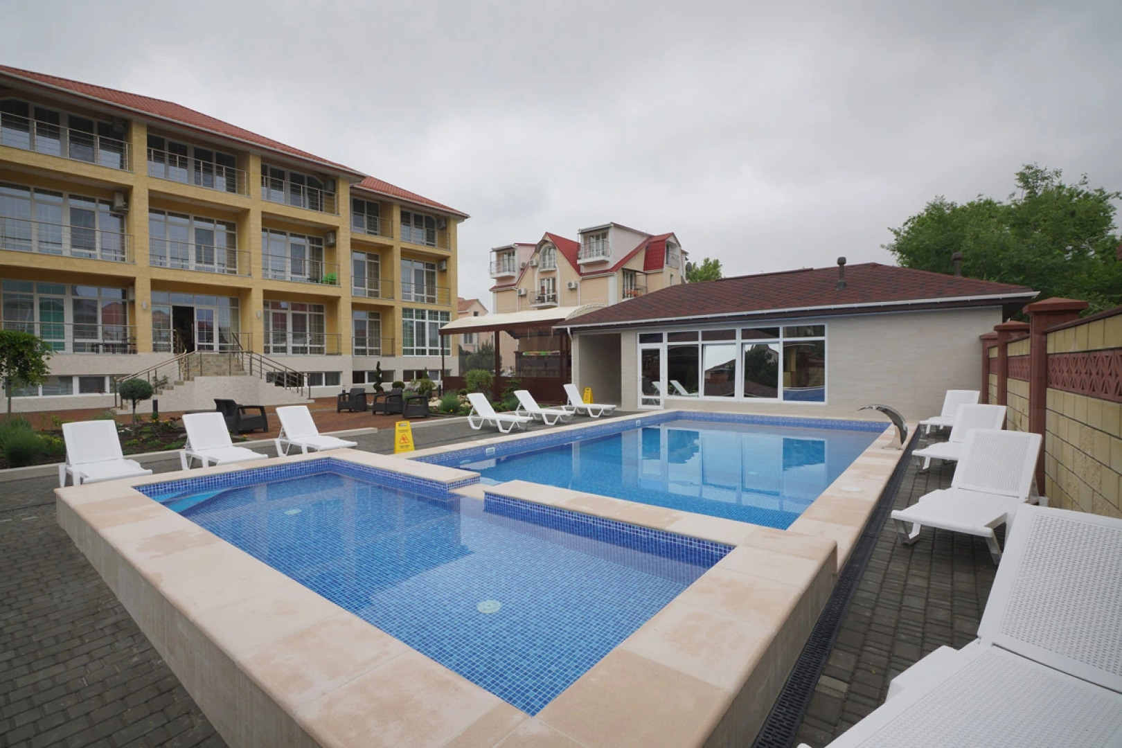 Золотой лев (Песчаное)