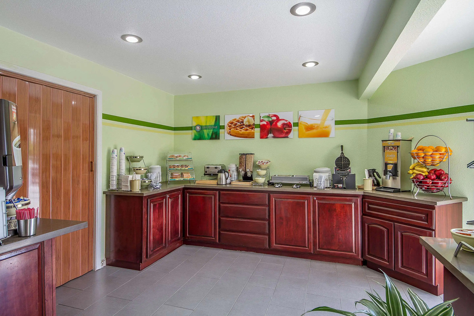 Quality Inn & Suites Capitola By the Sea