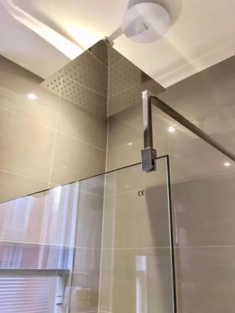 Heart of Edinburgh City Flat