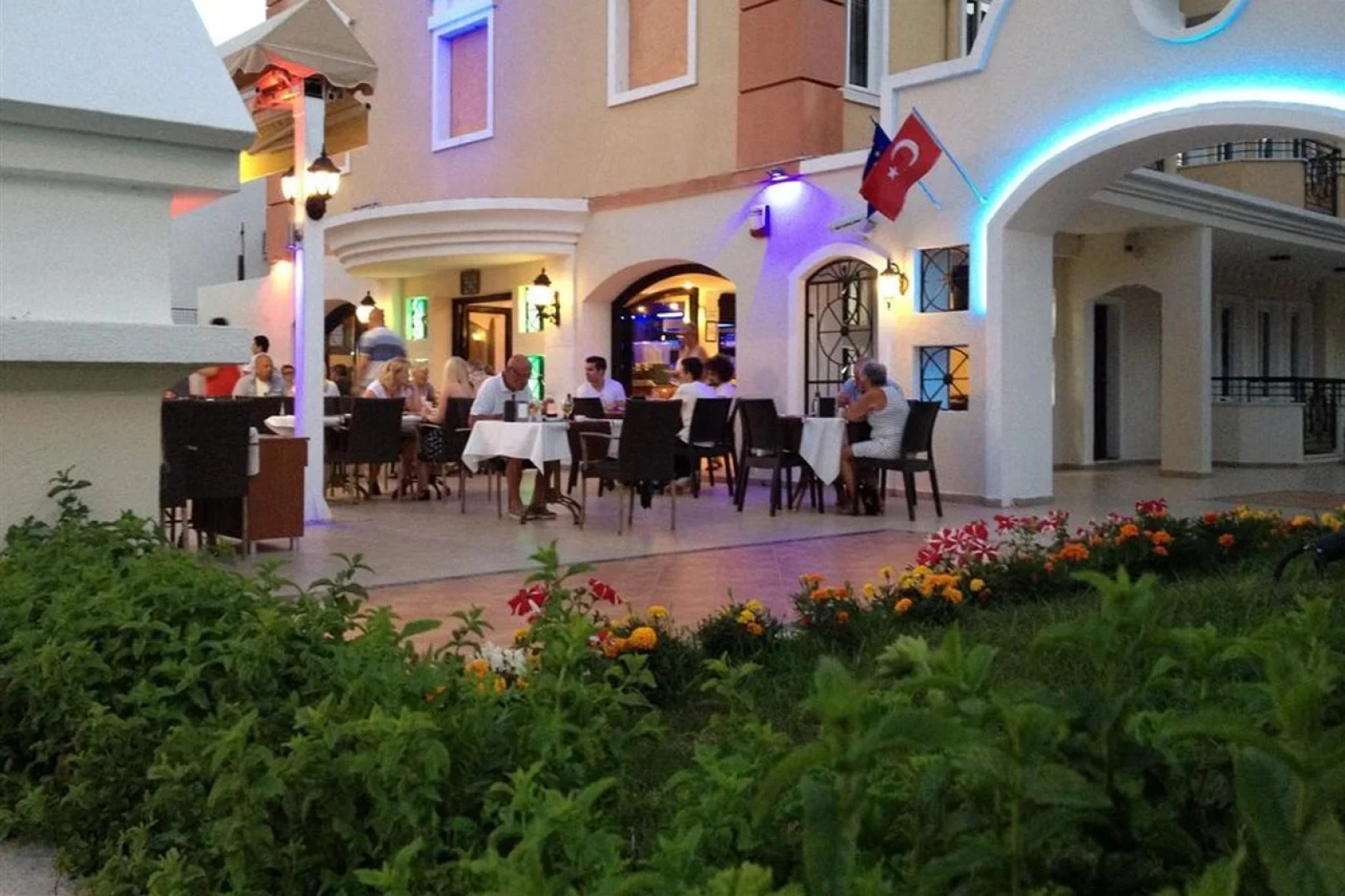 Fidan Hotel & Apartment