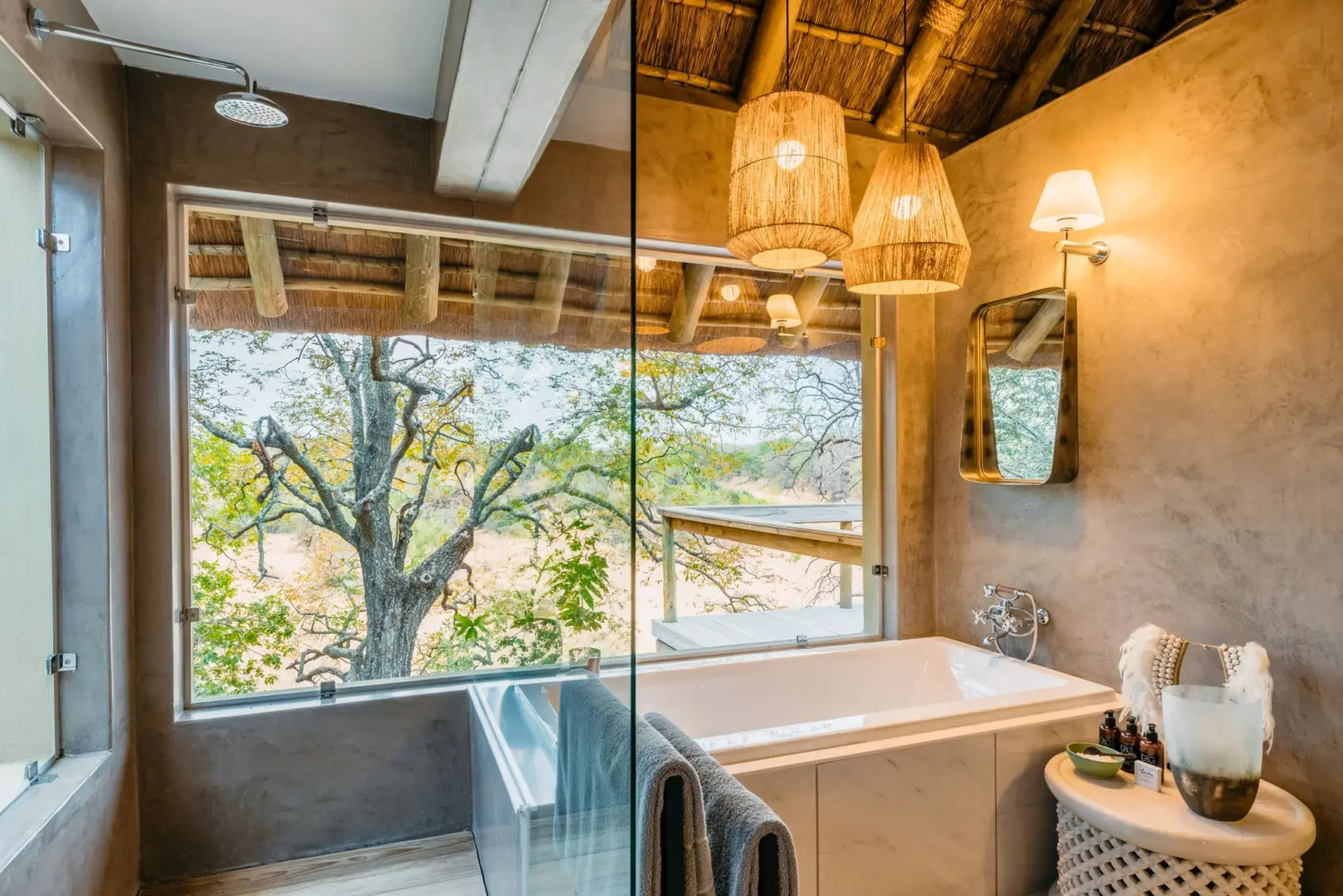 Thornybush Game Lodge