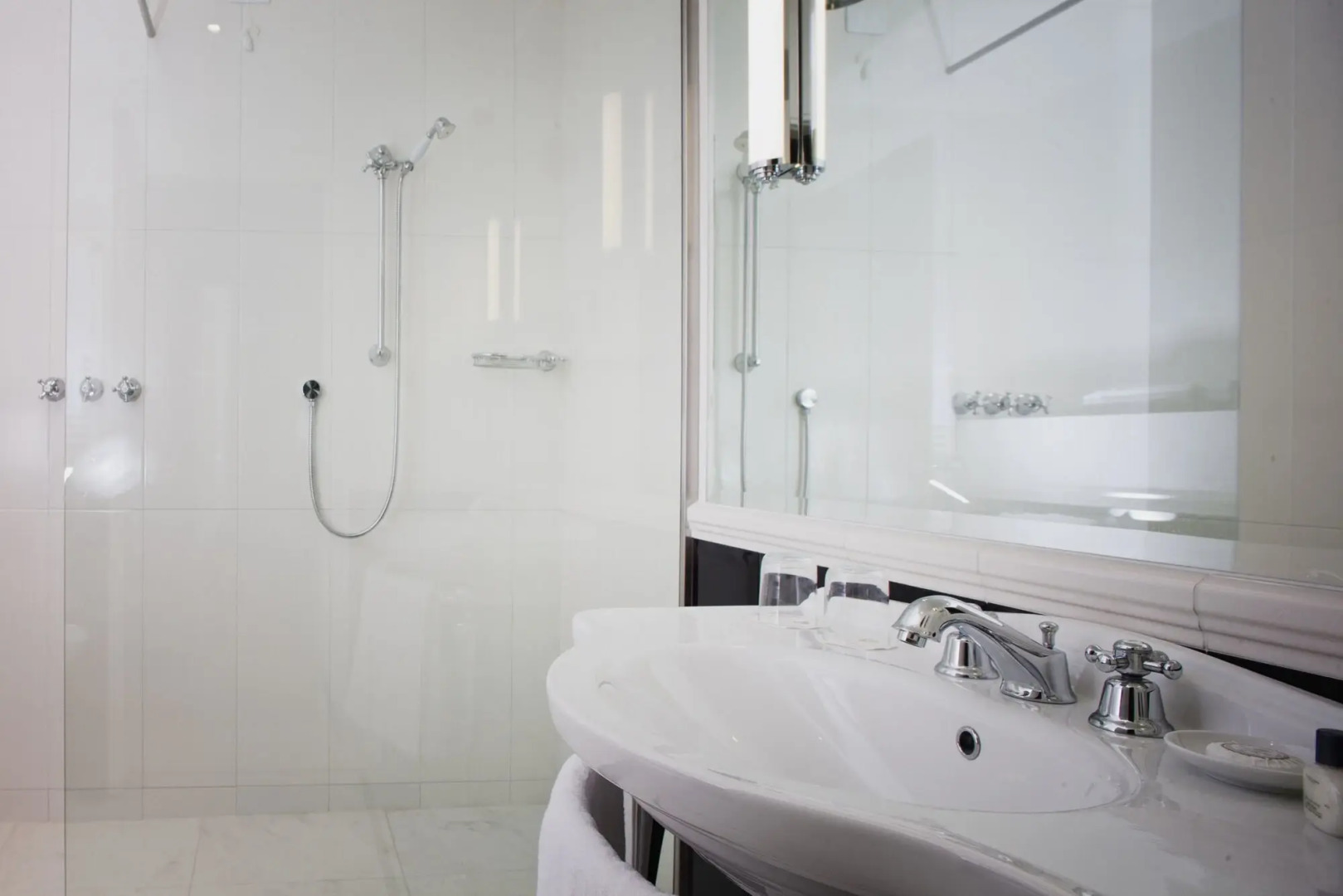 Hotel Riviera & Maximilians