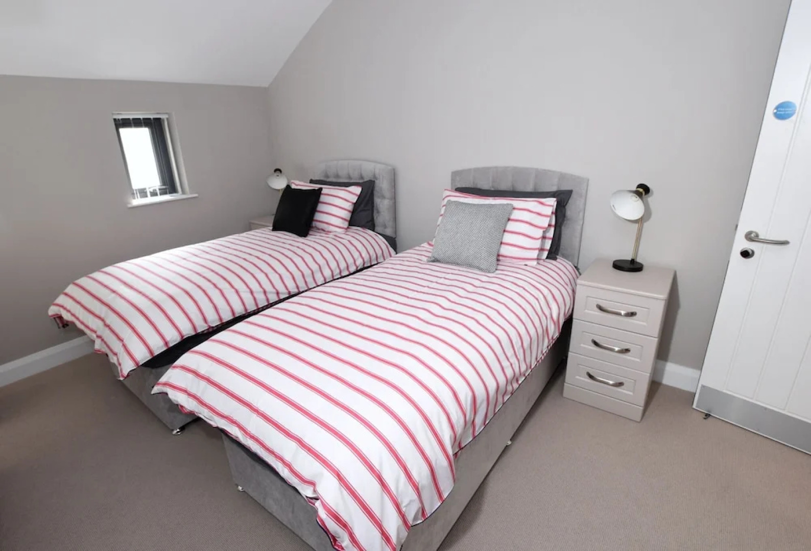 Homestead Hillsborough Guest Rooms