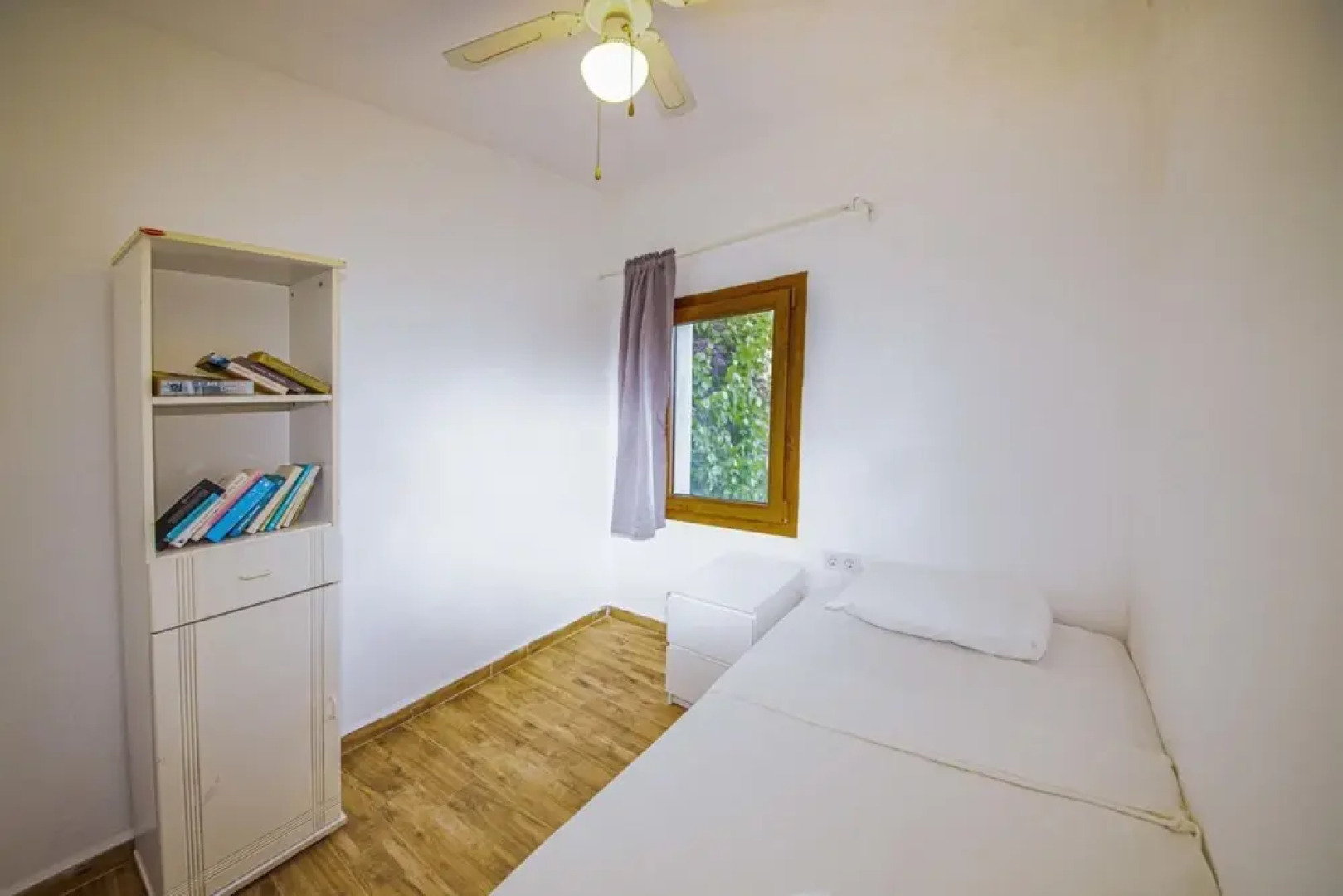 Seaside House With Refreshing View in Gumusluk