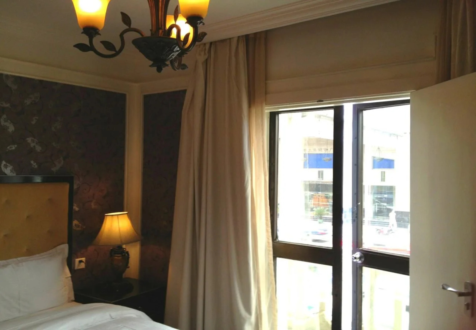 Manhattan Jinling Hotel