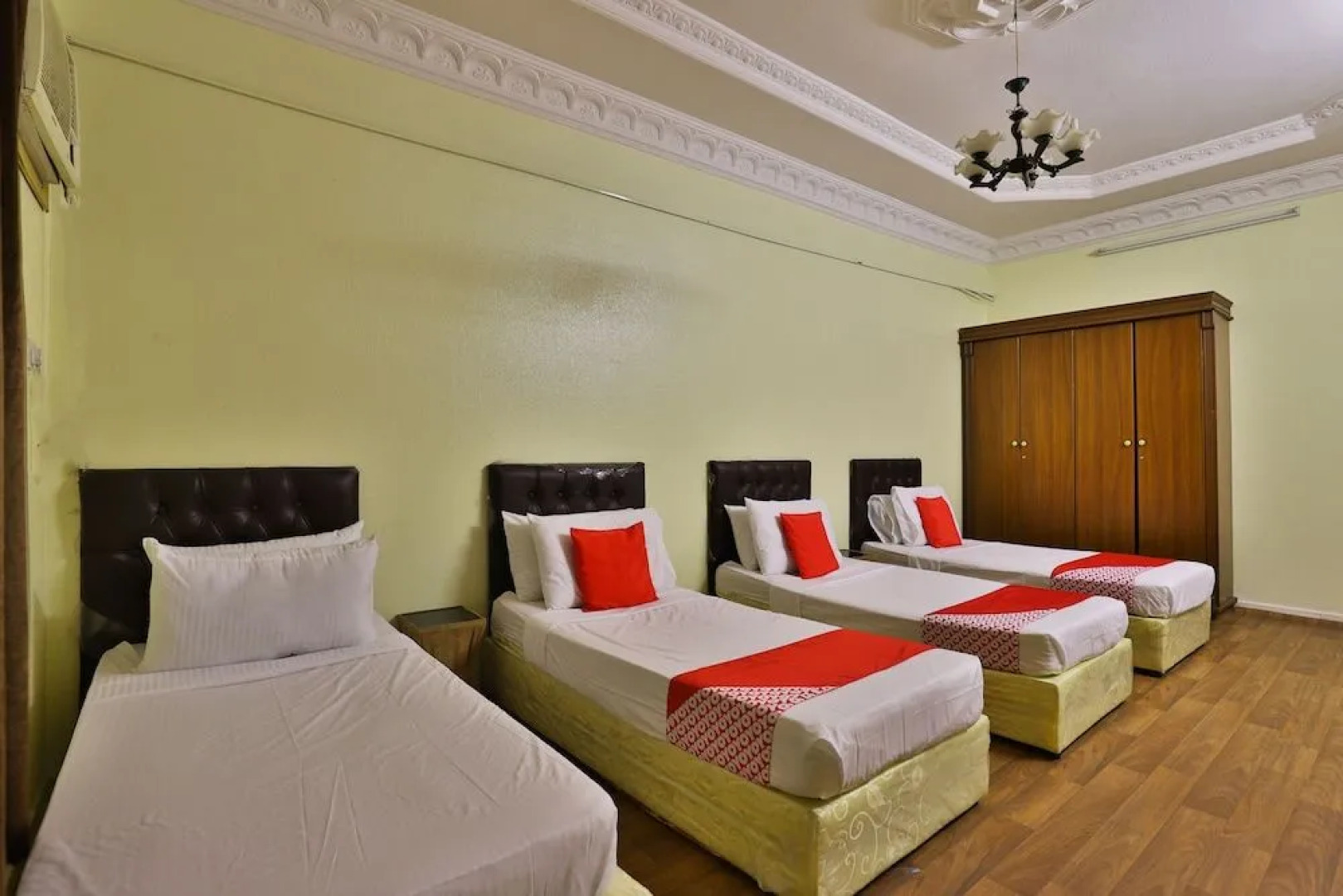 OYO 286 Anhaar Al Taif