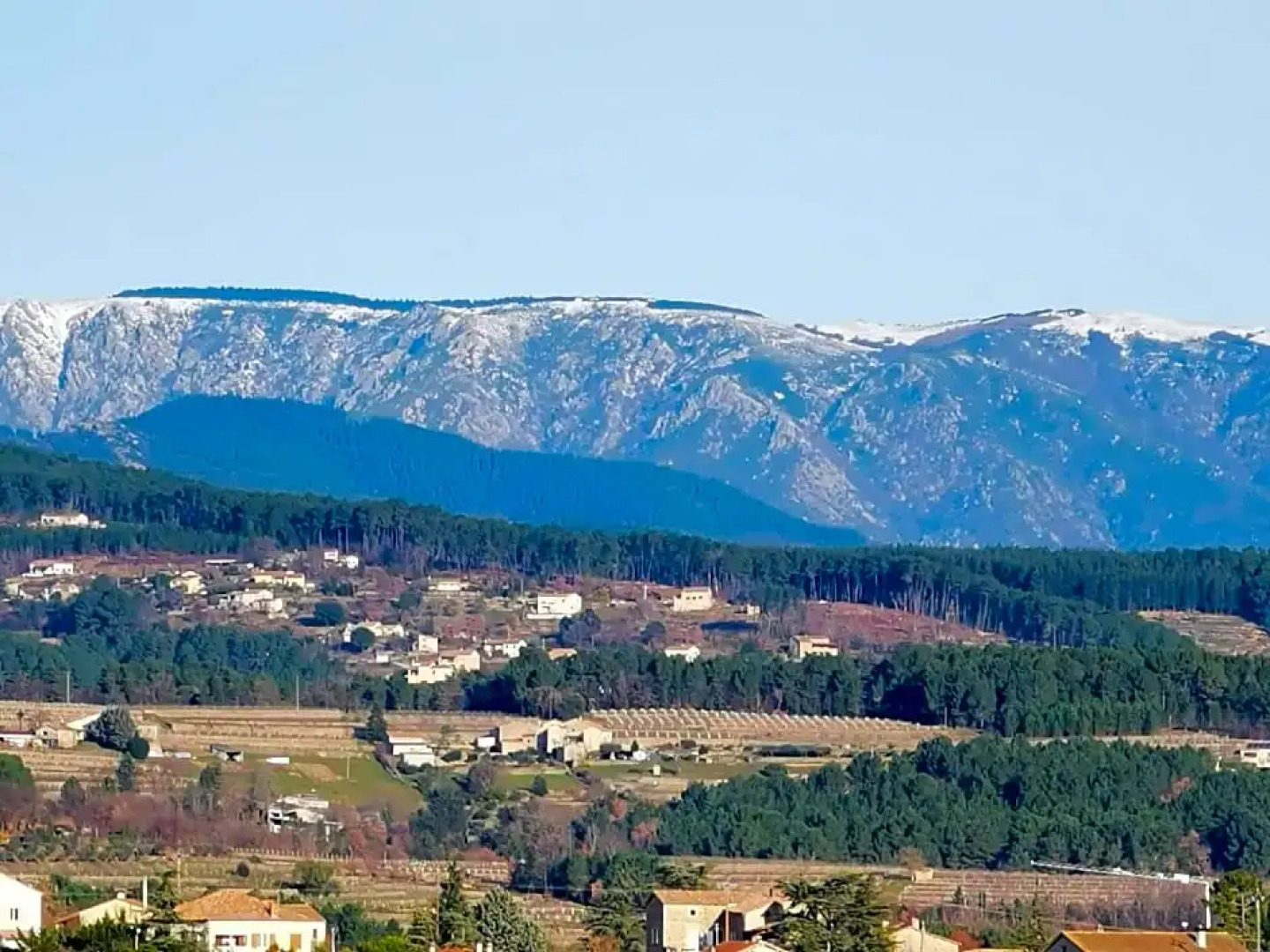 Magnifique gîte en pierres 6 personnes avec piscine privée Ardèche plein sud