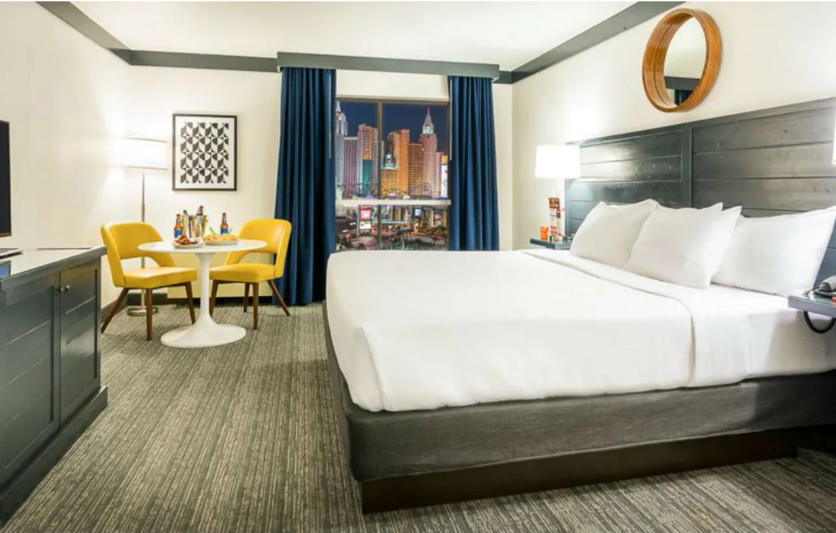 OYO Hotel & Casino (formerly Hooters Casino Hotel)