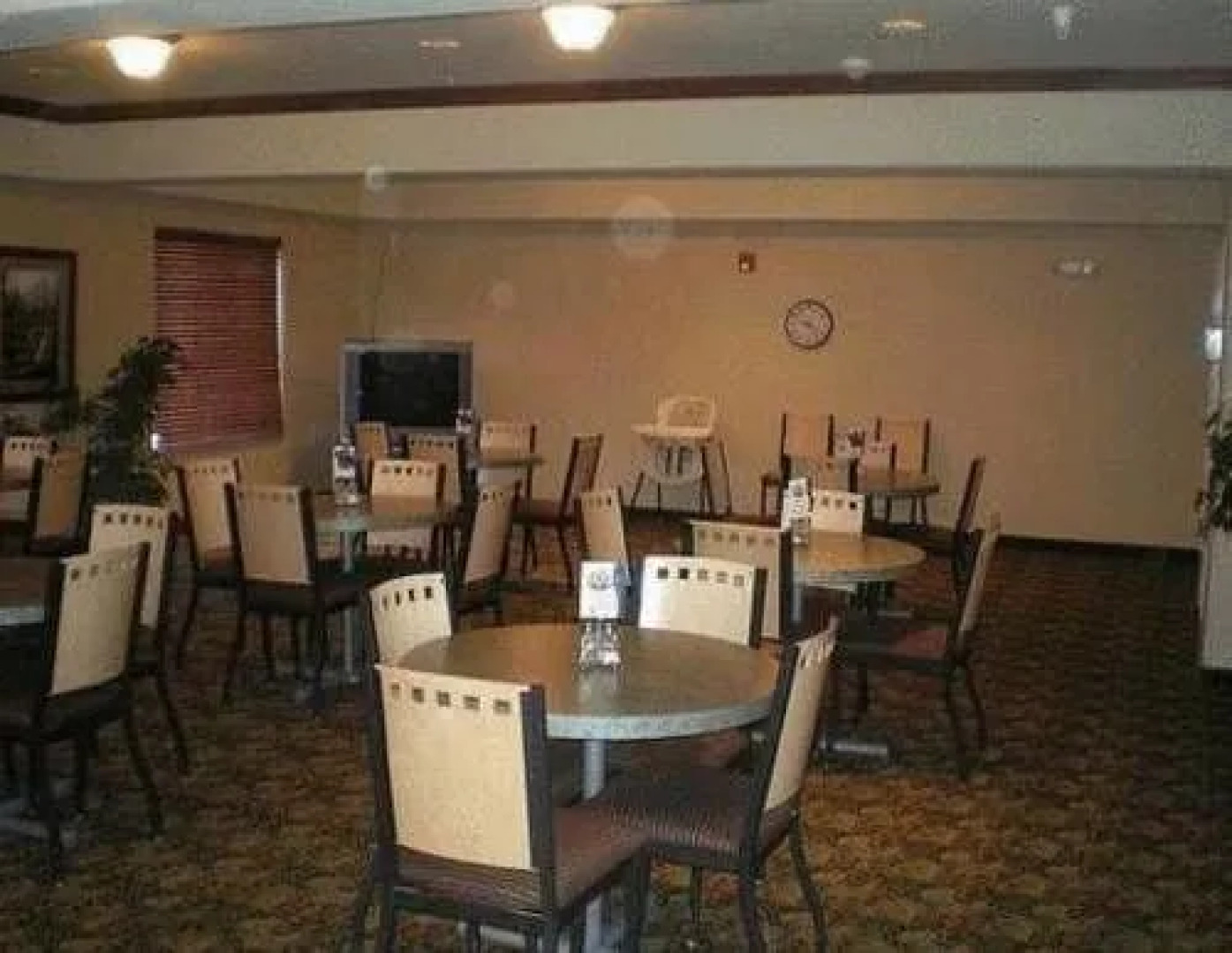 Days Inn & Suites Parachute