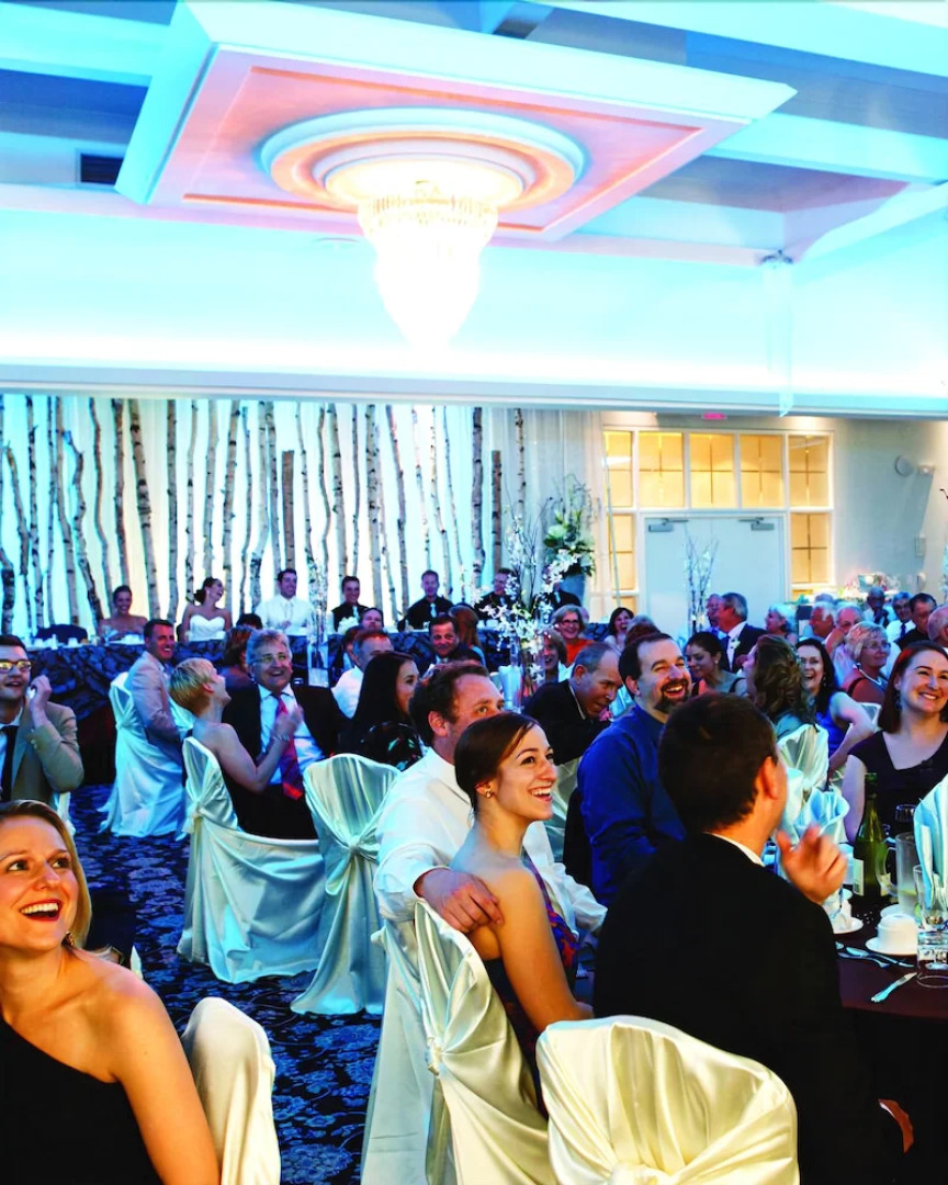 Chateau Louis Hotel & Conference Centre