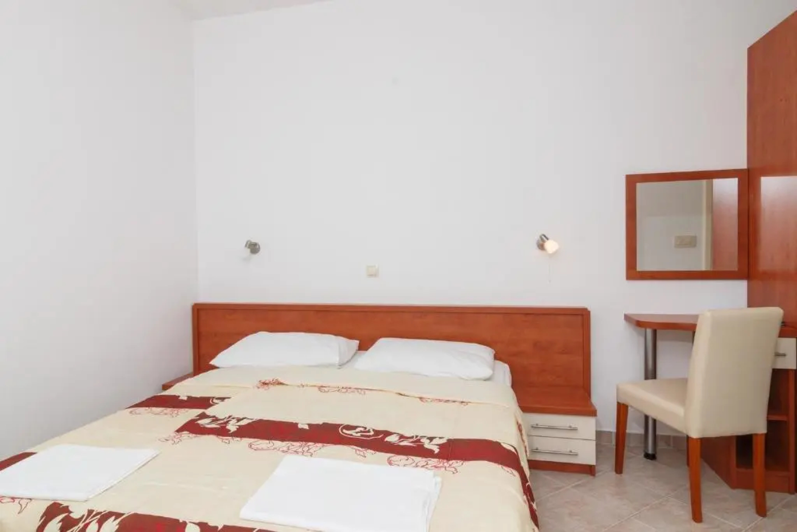 Apartments & Rooms Konoba Tomić