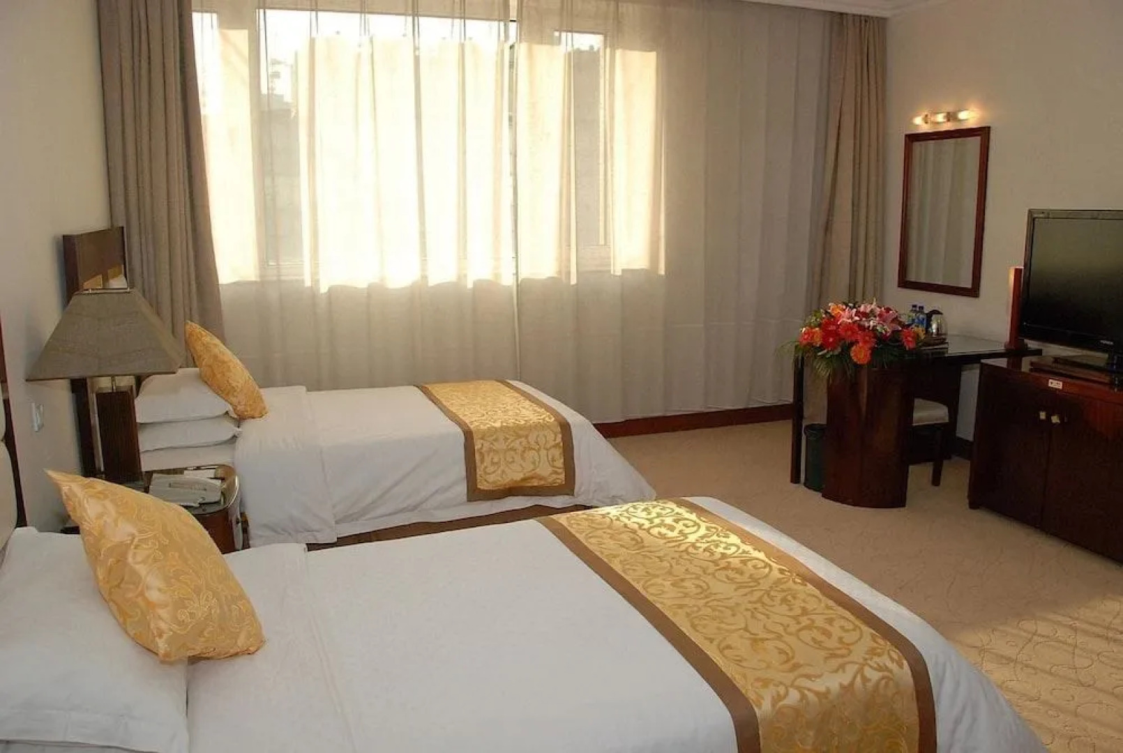 Tianjin Super Garden Hotel