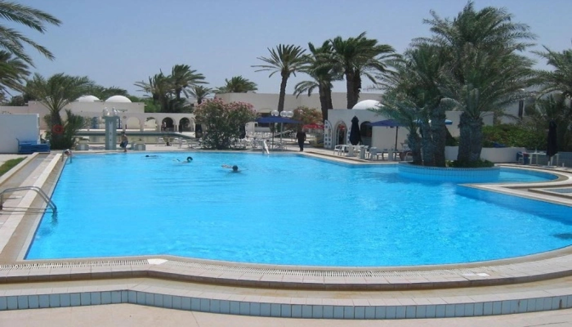 Hotel Les Sirenes Beach