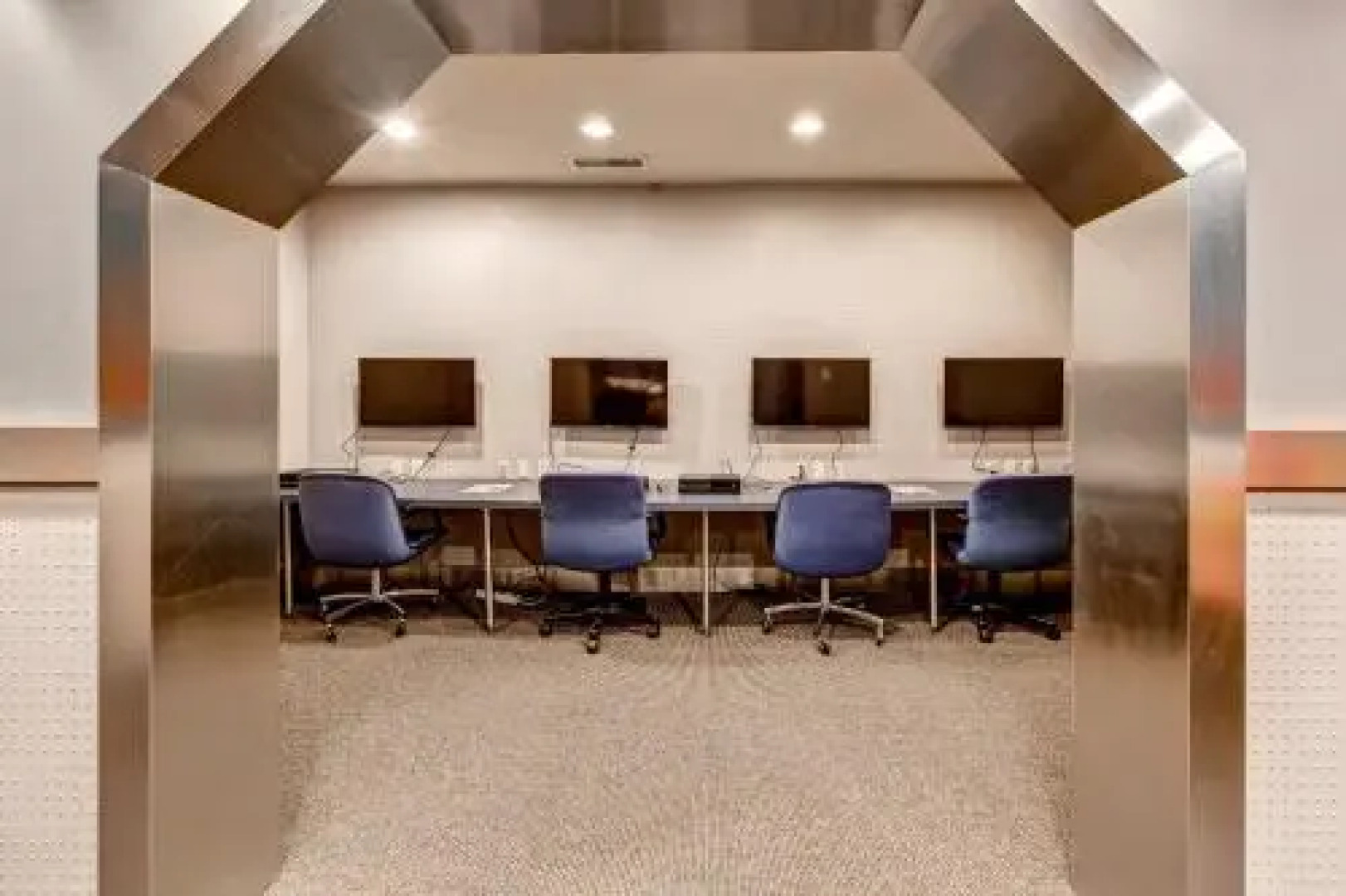 Powderhorn Lodge 107: Columbine Suite