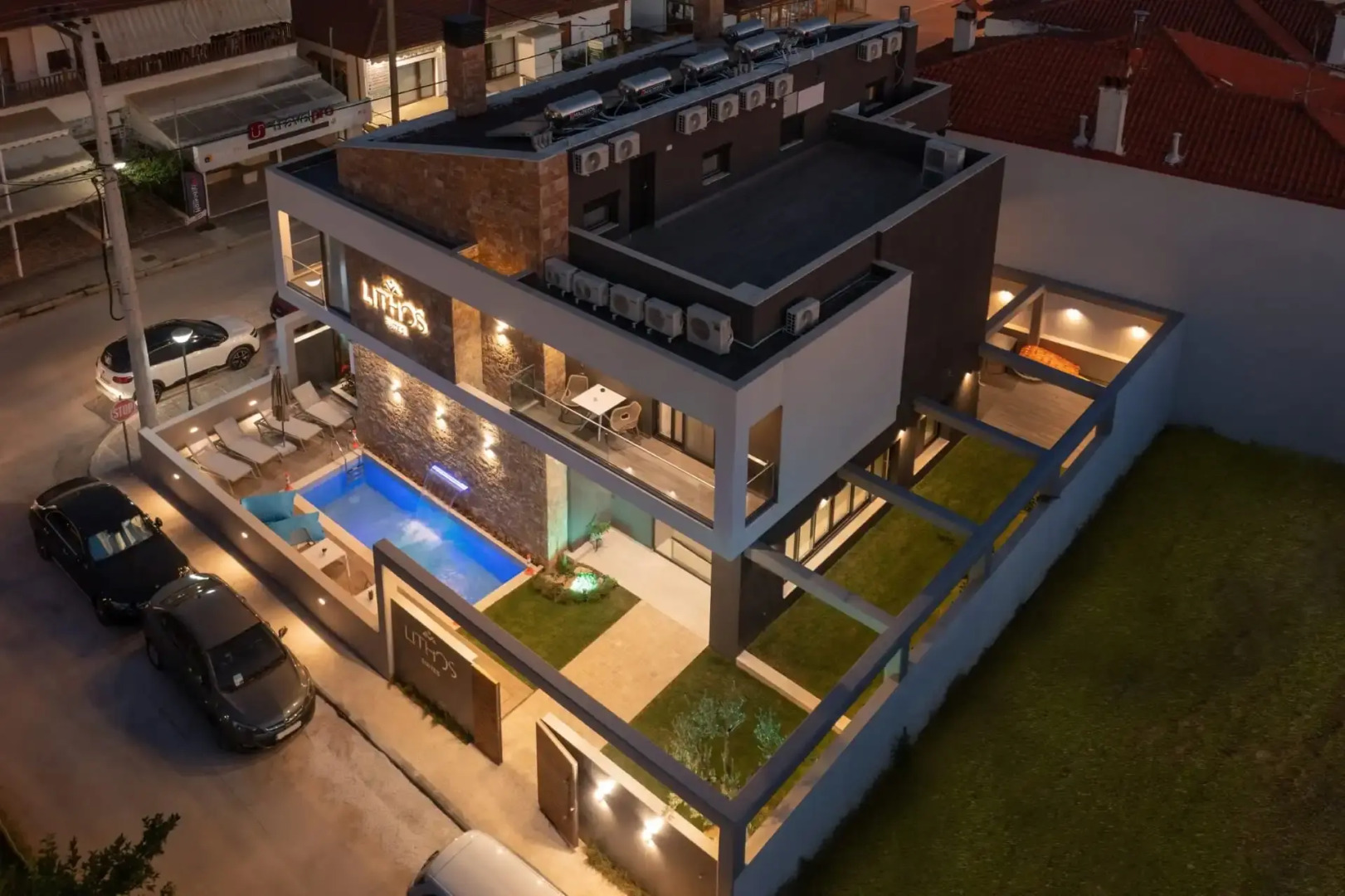 Lithos Suites Nikiti