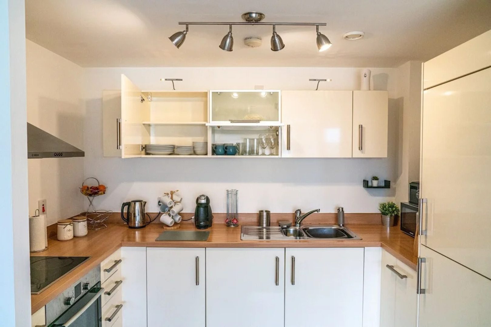 Rueben Suite By EAA Homes