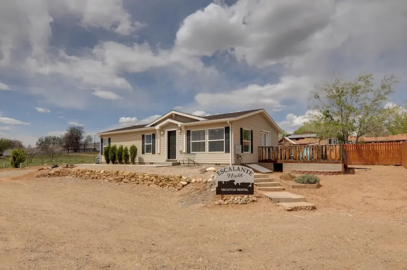 Utah Retreat - Hot Tub, Deck & Near National Parks