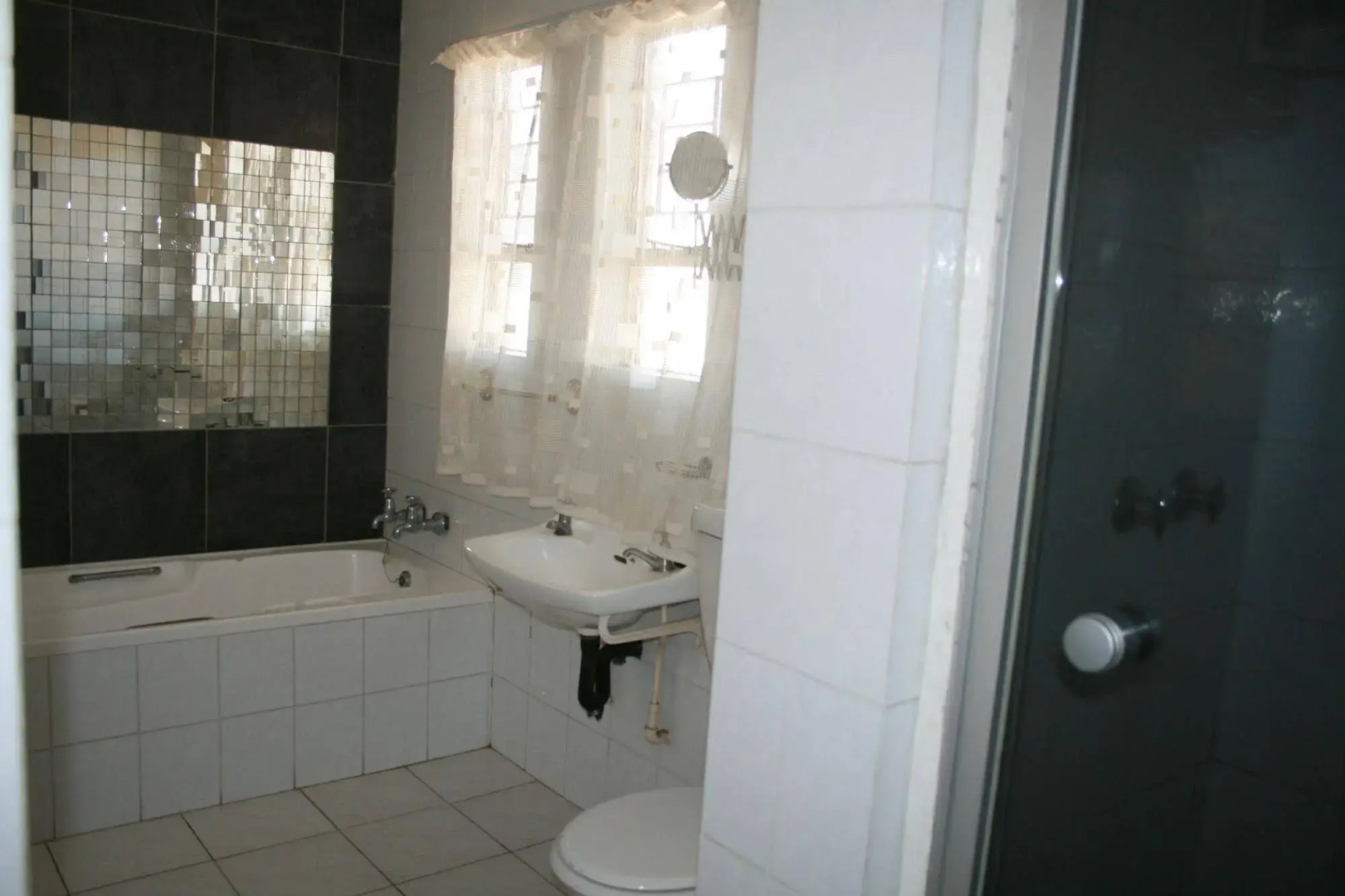 Ancient Windmill Guesthouse and Conference Venue