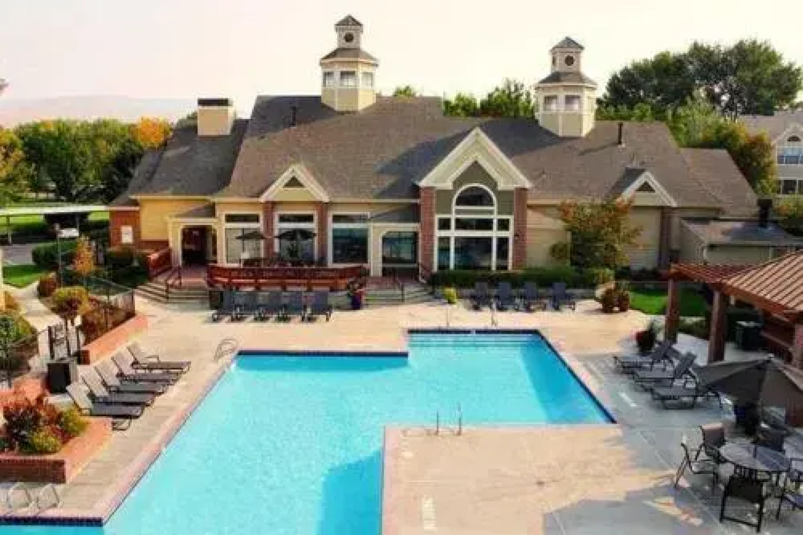 BridgeStreet The Huntington